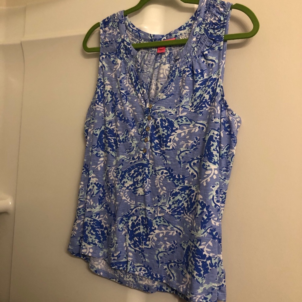 Lilly Pulitzer Essie top